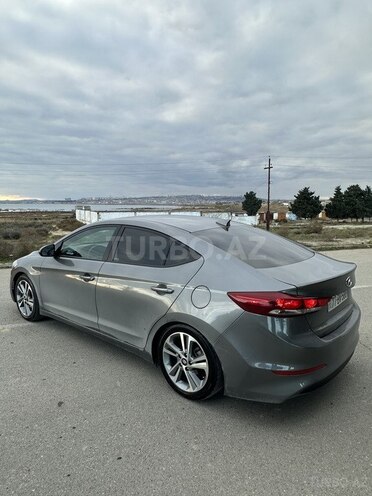 Hyundai Elantra 2018, 73,200 km - 2.0 л - Bakı