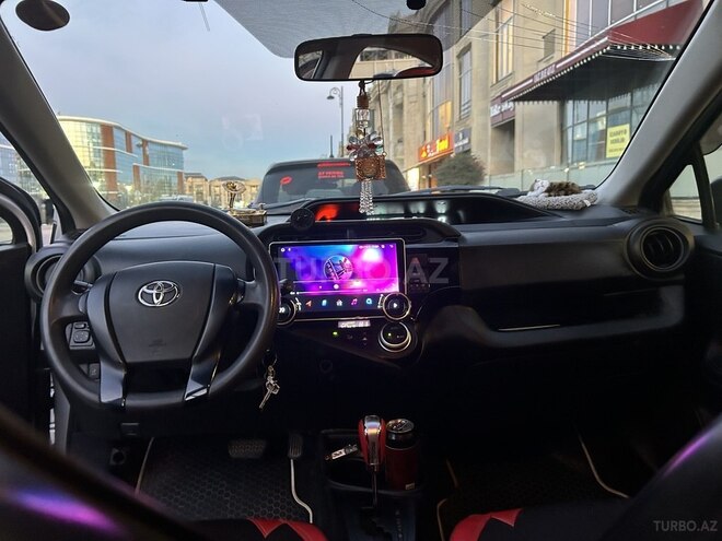 Toyota Aqua 2015, 323,000 km - 1.5 l - Bakı