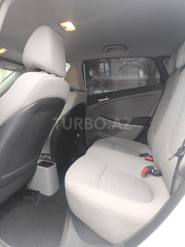 Hyundai Accent 2017, 226,760 km - 1.6 l - Bakı