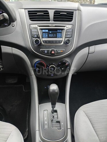 Hyundai Accent 2017, 226,760 km - 1.6 l - Bakı