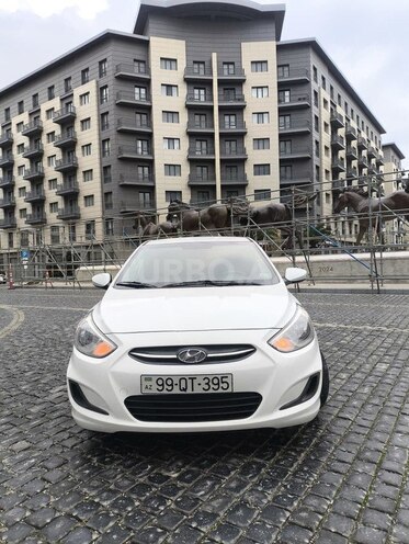 Hyundai Accent 2017, 226,760 km - 1.6 l - Bakı