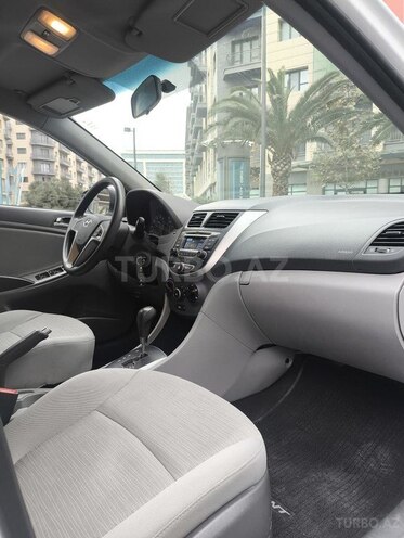 Hyundai Accent 2017, 226,760 km - 1.6 l - Bakı