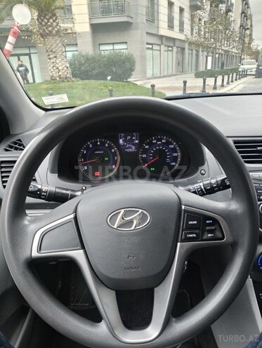 Hyundai Accent 2017, 226,760 km - 1.6 l - Bakı