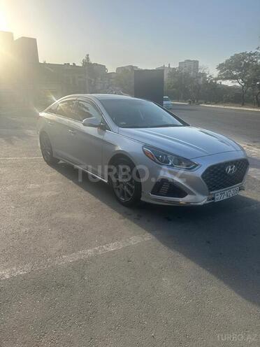 Hyundai Sonata-10