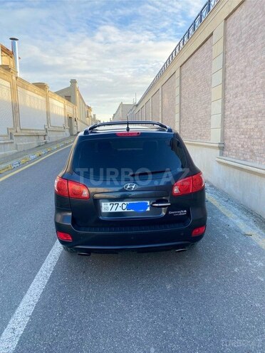 Hyundai Santa Fe-14