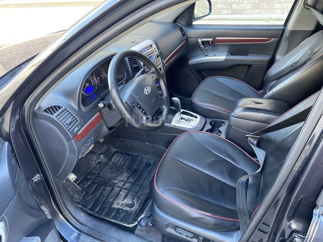 Hyundai Santa Fe-9