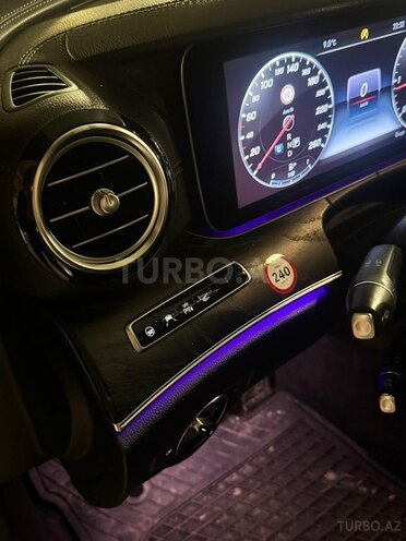 Mercedes E 220 d 2016, 240,000 km - 2.0 l - Bakı