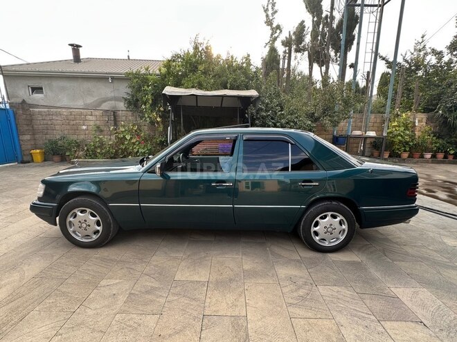 Mercedes E 200 1994, 371,000 km - 2.0 l - Masallı