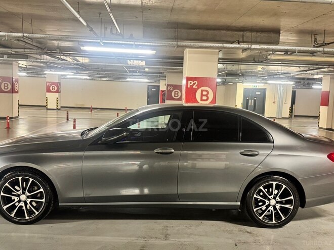 Mercedes E 220 d 2016, 240,000 km - 2.0 l - Bakı
