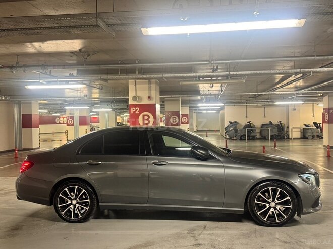 Mercedes E 220 d 2016, 240,000 km - 2.0 l - Bakı