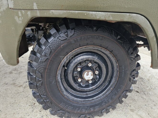 UAZ 3303-6
