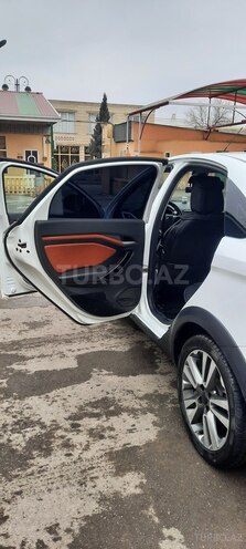 LADA (VAZ) Vesta 2019, 380,000 km - 1.6 l - Gəncə