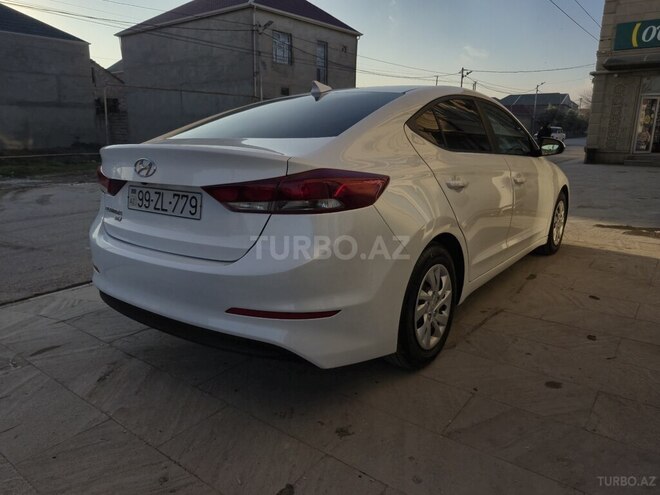 Hyundai Elantra 2017, 225,308 km - 2.0 л - Bakı