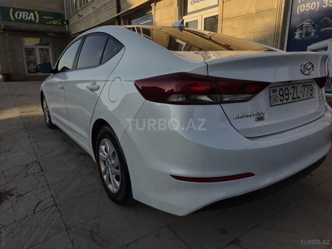 Hyundai Elantra 2017, 225,308 km - 2.0 л - Bakı