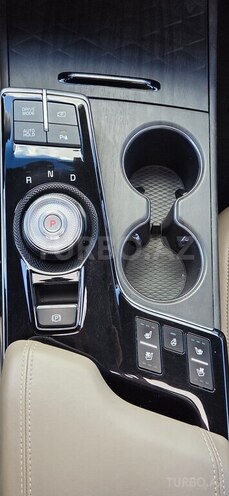 Kia K8-17