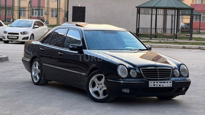 Mercedes E 320 2000, 275,000 km - 3.2 л - Bakı