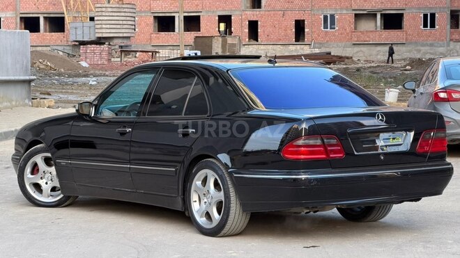 Mercedes E 320 2000, 275,000 km - 3.2 л - Bakı