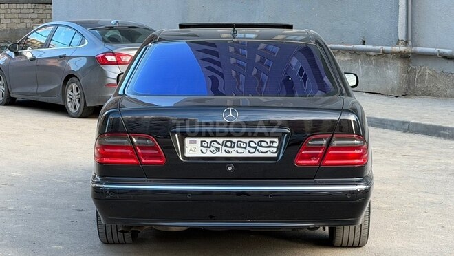 Mercedes E 320 2000, 275,000 km - 3.2 л - Bakı