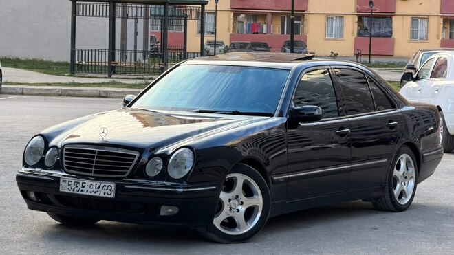Mercedes E 320 2000, 275,000 km - 3.2 л - Bakı