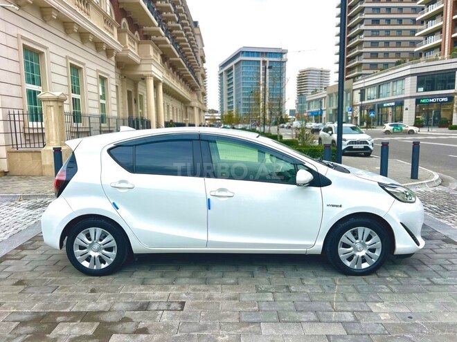 Toyota Aqua 2020, 88,200 km - 1.5 л - Bakı