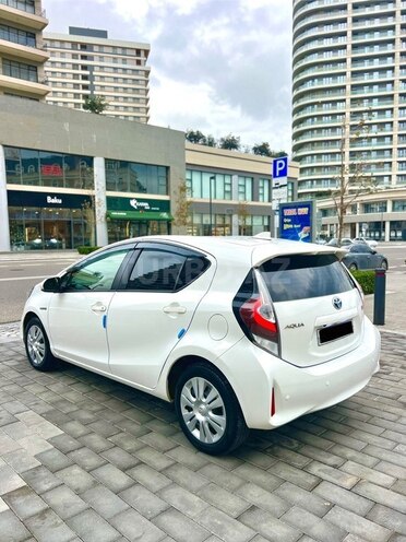 Toyota Aqua 2020, 88,200 km - 1.5 л - Bakı