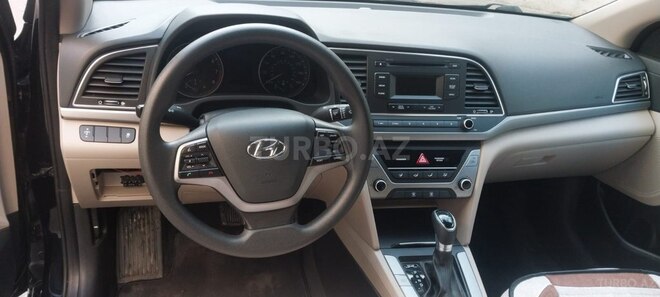 Hyundai Elantra 2017, 124,000 km - 2.0 l - Bakı