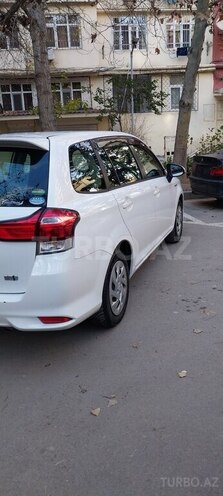 Toyota Corolla Fielder-4