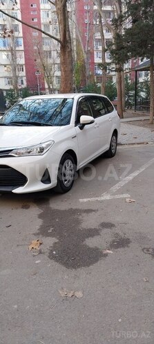 Toyota Corolla Fielder-11