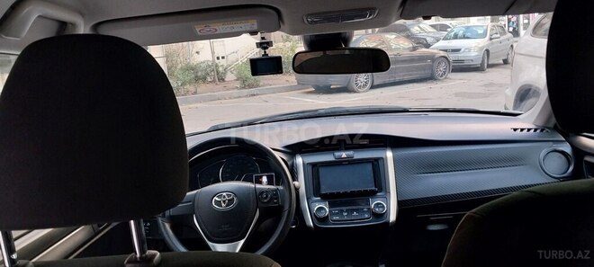 Toyota Corolla Fielder-12