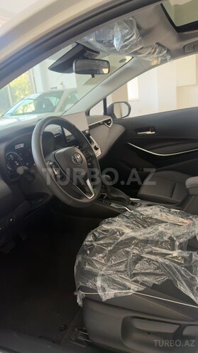Toyota Corolla-4