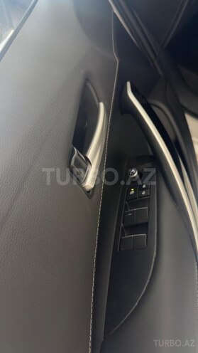 Toyota Corolla-11