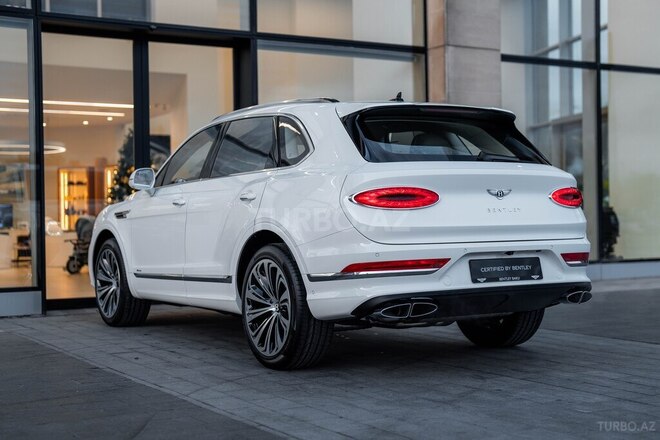 Bentley Bentayga-7