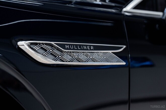 Bentley Flying Spur-21
