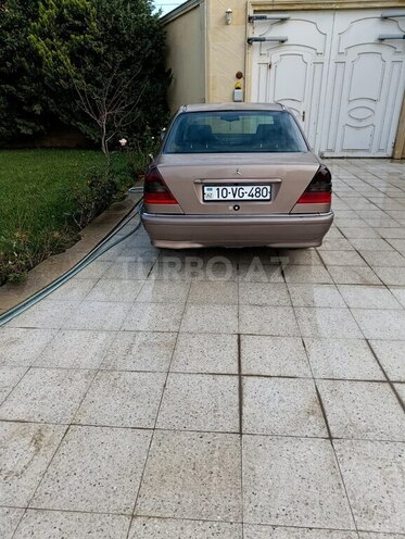 Mercedes C 180 1995, 380,000 km - 1.8 л - Bakı