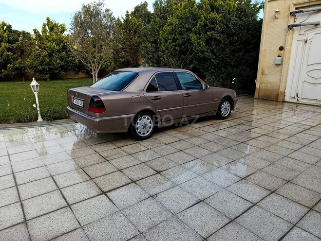 Mercedes C 180 1995, 380,000 km - 1.8 л - Bakı
