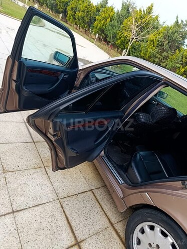 Mercedes C 180 1995, 380,000 km - 1.8 л - Bakı