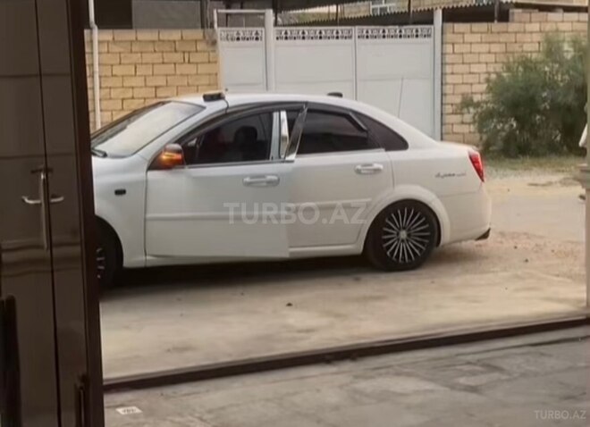 Daewoo Gentra 2014, 280,000 km - 1.5 l - Bakı