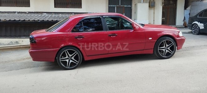 Mercedes C 200 1997, 286,545 km - 2.0 л - Bakı