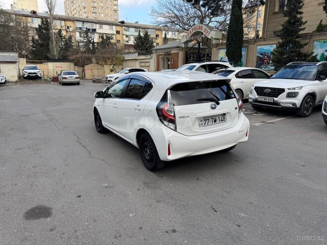Toyota Aqua 2019, 95,000 km - 1.5 l - Bakı