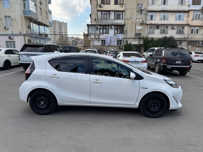 Toyota Aqua 2019, 95,000 km - 1.5 l - Bakı