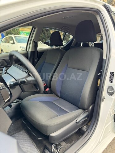 Toyota Aqua 2019, 95,000 km - 1.5 l - Bakı