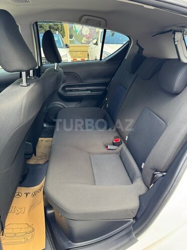 Toyota Aqua 2019, 95,000 km - 1.5 l - Bakı