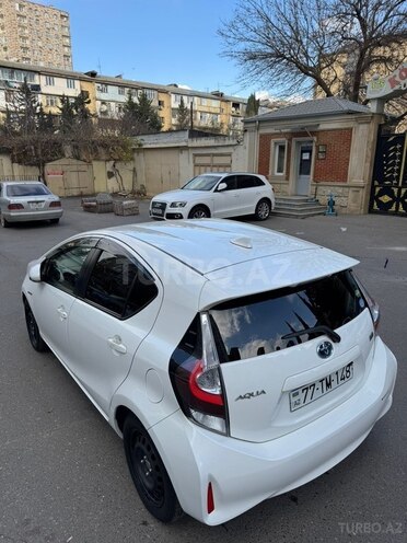 Toyota Aqua 2019, 95,000 km - 1.5 l - Bakı