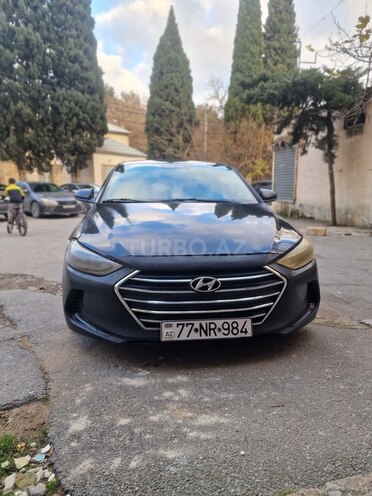 Hyundai Elantra 2017, 241,402 km - 2.0 l - Bakı