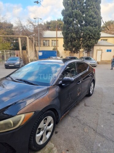Hyundai Elantra 2017, 241,402 km - 2.0 l - Bakı
