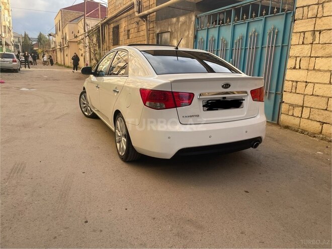 Kia Cerato-4