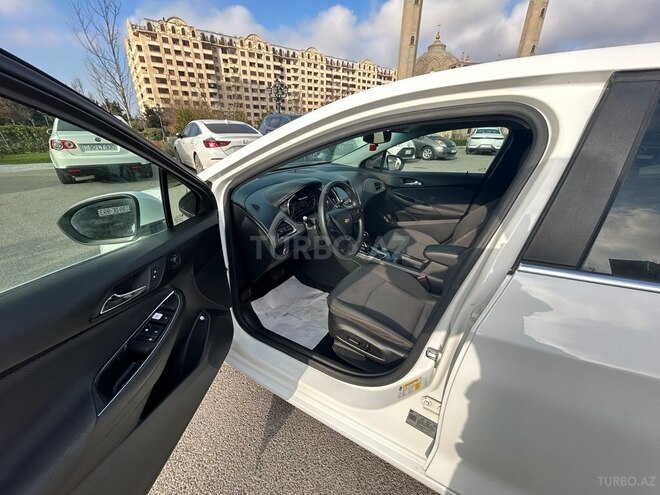 Chevrolet Cruze 2018, 195,328 km - 1.4 л - Bakı