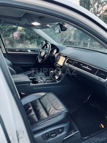 Volkswagen Touareg 2011, 205,700 km - 3.6 л - Bakı