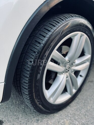 Volkswagen Touareg 2011, 205,700 km - 3.6 л - Bakı