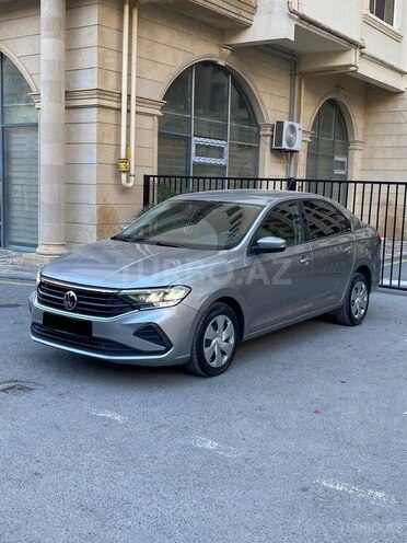 Volkswagen Polo 2022, 83,500 km - 1.6 l - Bakı
